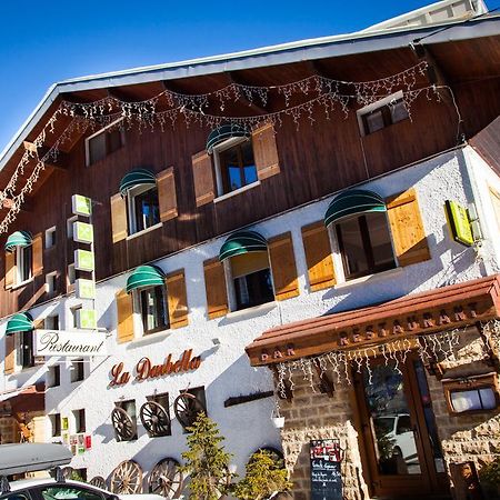 Hotel Restaurant La Darbella Ле-Русс Экстерьер фото