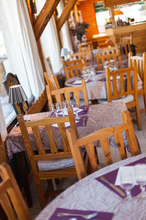 Hotel Restaurant La Darbella Ле-Русс Экстерьер фото